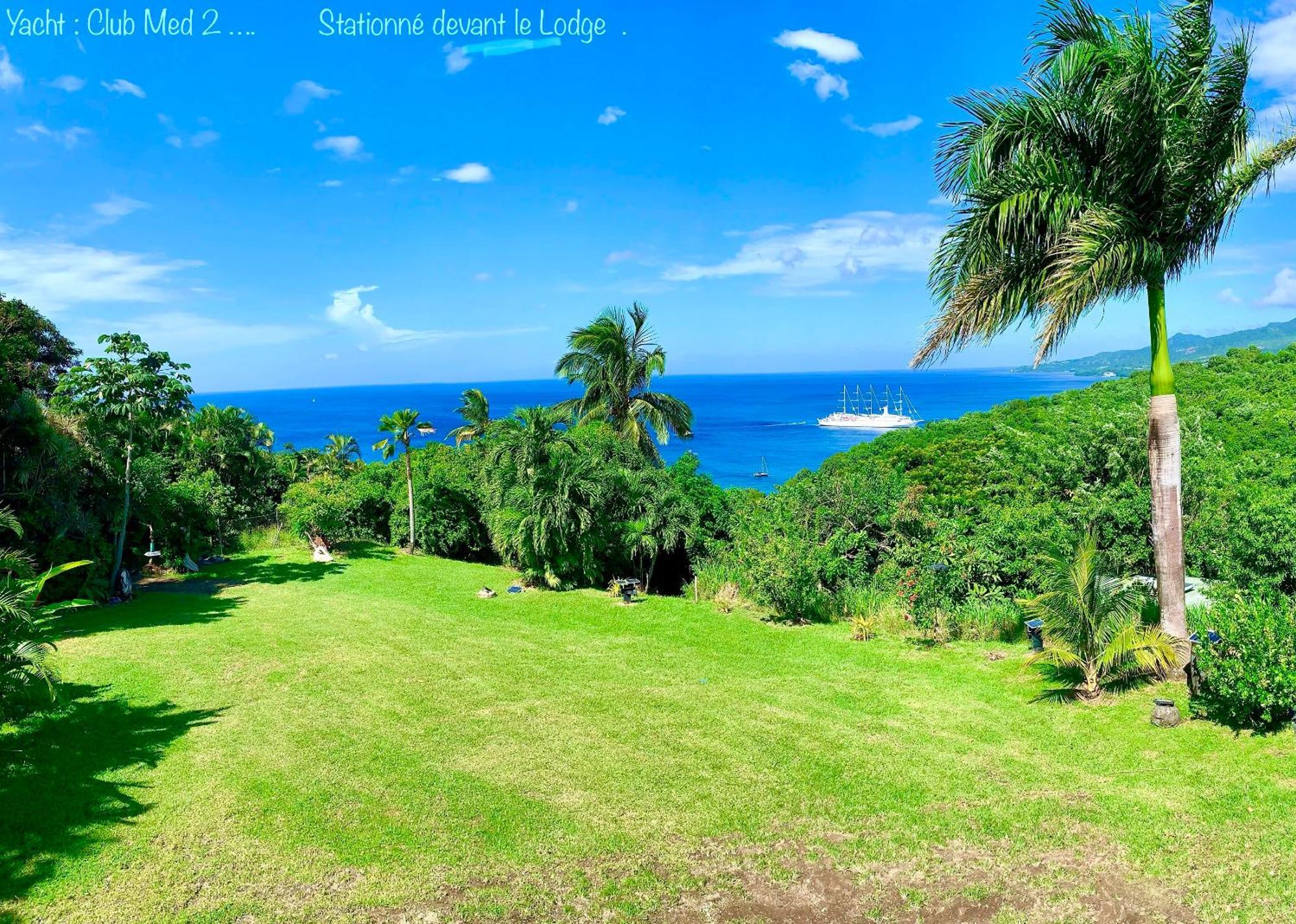 Lodge Colibris Piscine Privee Vue Panoramique Mer Et Montagne Pelee , 500 M Plage Dans Un Parc , Calme Assure Ideal Pour Decouvrir Le Nord Caraibes Le Carbet Exterior photo